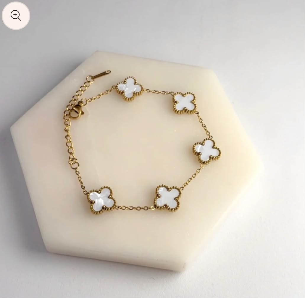 White clover bracelet